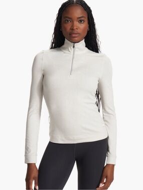 Vuori Halo Essential Half Zip in Salt Heather Size Medium